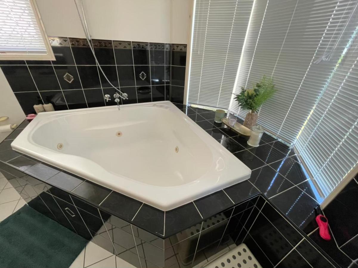 Chill Lux Spa Unit North Lakes Kültér fotó